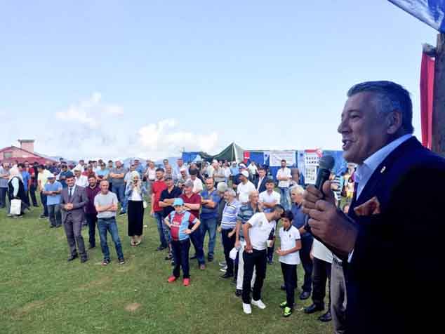 Hüseyin Örs katıldığı festivalde o meyveye dikkat çekti