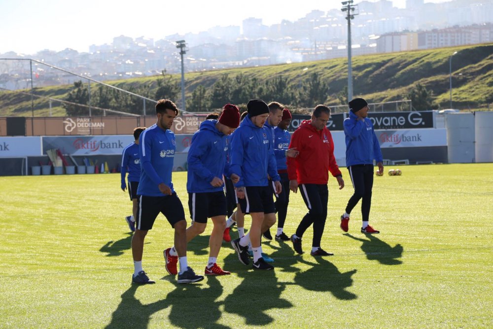 Trabzonspor iki grup halinde çalıştı