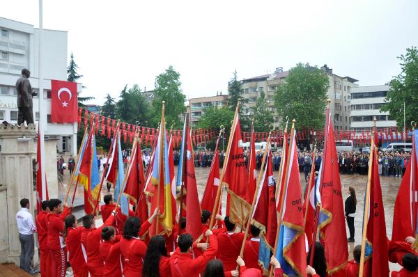 19 Mayıs Trabzon'da kutlandı