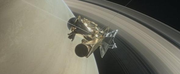 Cassini uzay aracı Satürn'den Dünya'yı görüntüledi!