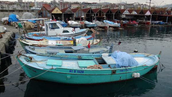 Trabzon'da Faroz balıkçı barınağına tahliye kararı