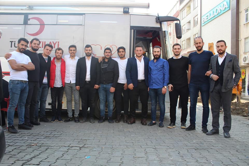 Trabzon'da kurtarmak bizim kanımızda var dediler Kızılay’a koştular