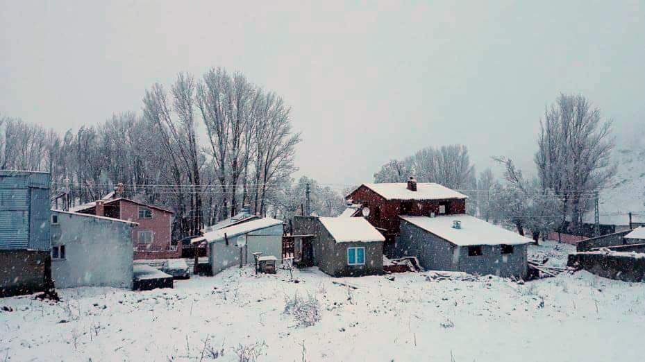 Bayburt'ta mayıs ayında karla mücadele