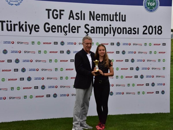 Golf Federasyonu ve Trabzonspor Başkanı'ndan 61 vurgusu