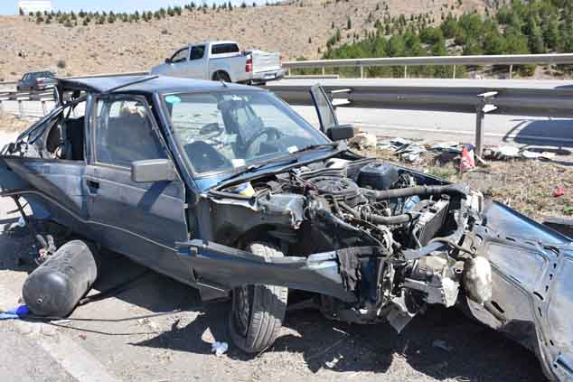 Zincirleme trafik kazası: 9 yaralı