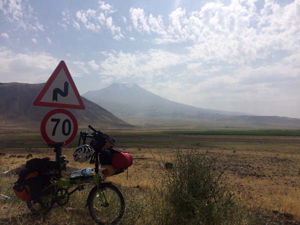 Katlanabilir bisikletle 5 bin kilometre - Trabzon'a...
