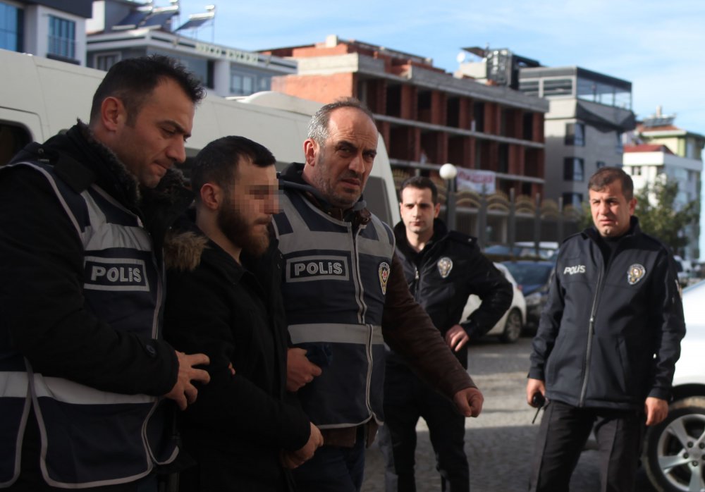 Trabzon'da yakalanan adliyeye sevkedildiler
