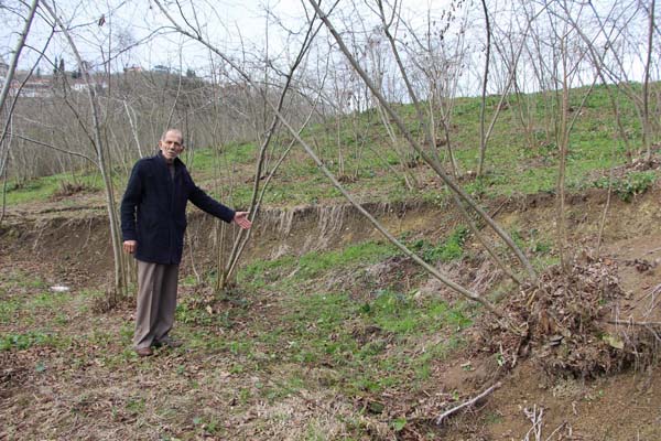 Gidecek yerleri olmayan aile tehlike içinde yaşıyor