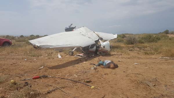 Eğitim uçağı düştü - 1 ölü 2 yaralı