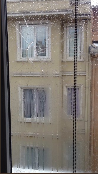 İstanbul'da fırtına kabusu! Cevizden büyük dolu yağdı