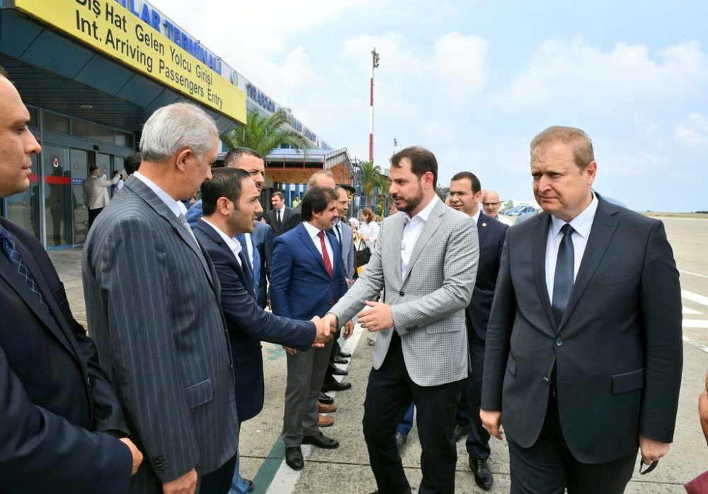 Enerji Bakanı Albayrak Trabzon'a geldi