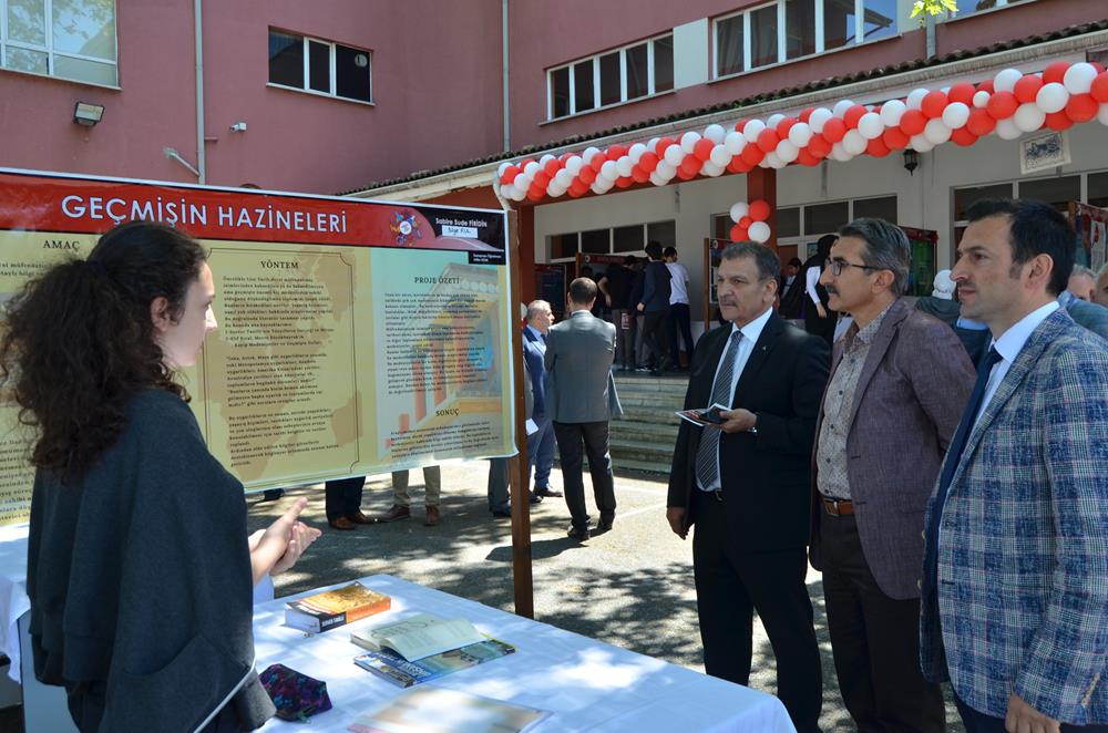 Trabzon Fen Lisesi TÜBİTAK Bilim Fuarı göz kamaştırdı.