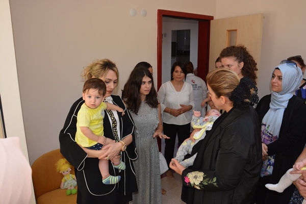 Trabzon'da Çocuk evleri ve Huzurevine ziyaret