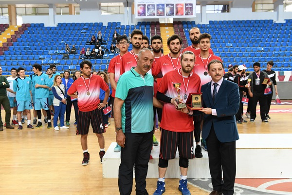 Trabzon KYK takımları şampiyon oldu