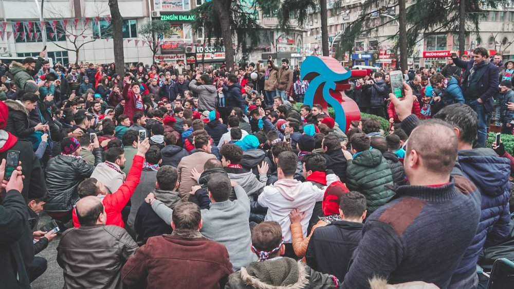 Trabzon'da şenlik erken başladı