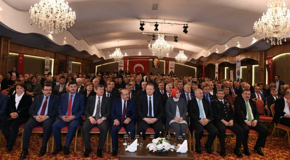 Trabzon'da 400 muhtarın katılımı ile sempozyum