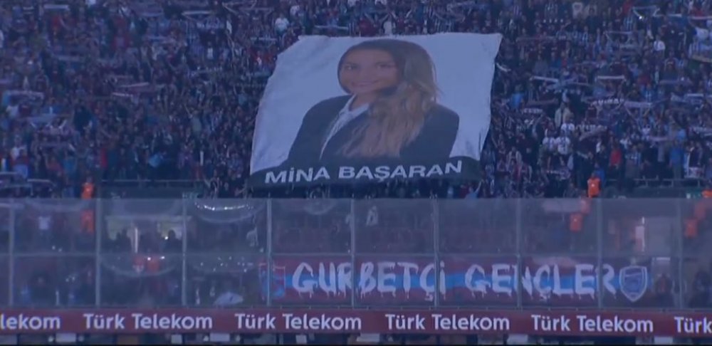 Trabzonspor taraftarından anlamlı pankart