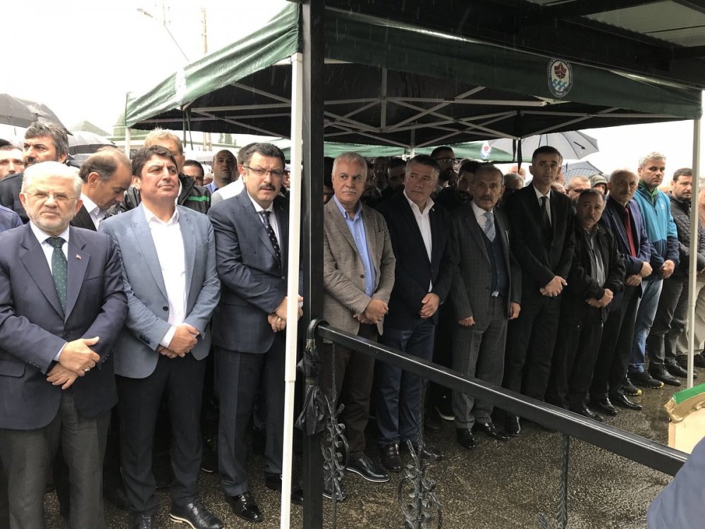 Milletvekili Hüseyin Örs'ün acı günü - Toprağa verildi