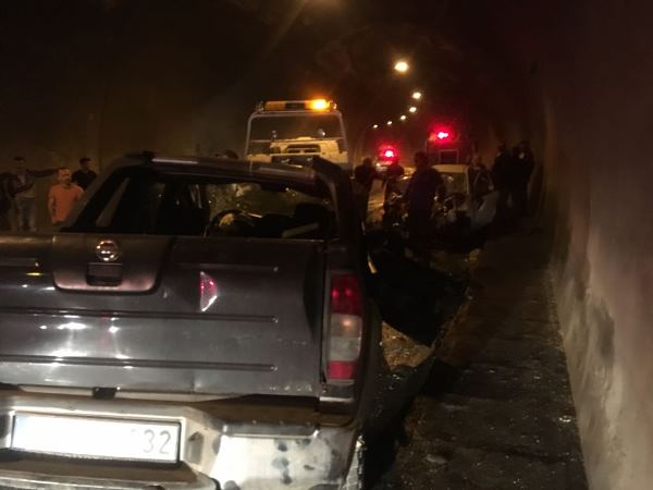Murgul Tüneli'nde korkunç kaza: 3 ölü 4 yaralı