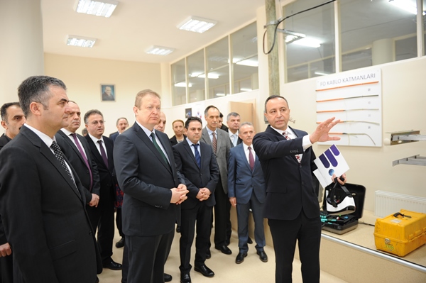 KTÜ'de Telekomünikasyon Teknolojileri Laboratuvarı açıldı.