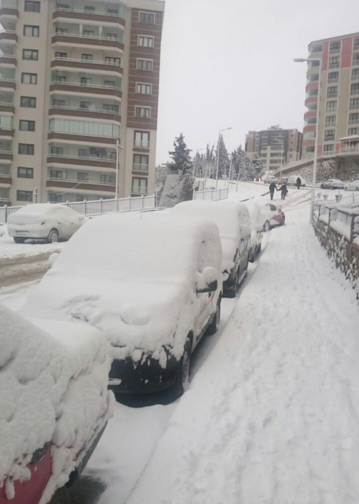 trabzon soğuksuda kar manzarası