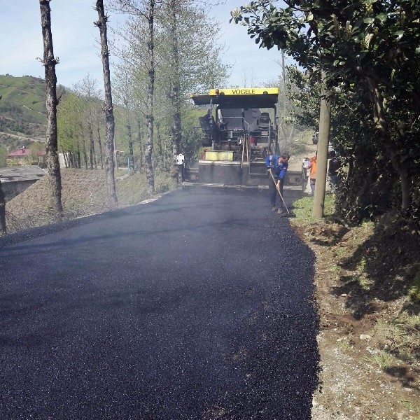 Trabzon'da asfalt çalışmaları hız kazandı