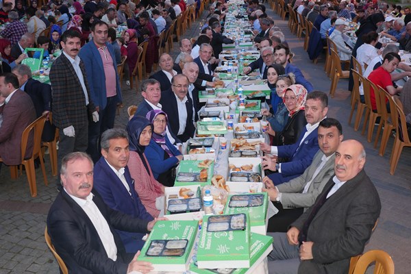 Kardeşlik iftarı Sürmene’de gerçekleştirildi 