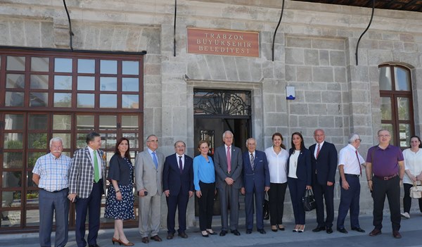 TEV heyetinden Başkan Gümrükçüoğlu'na ziyaret