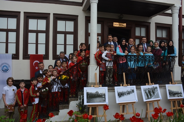 Trabzon'da 23 Nisan Fotoğraf Sergisi açıldı