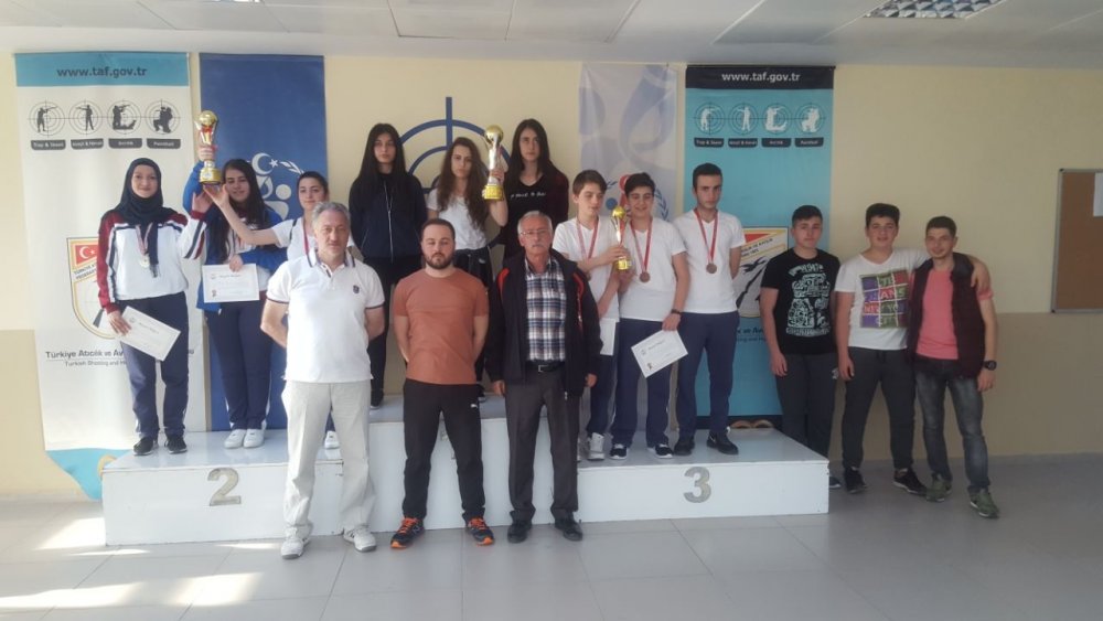 Trabzon Yavuz Sultan Selim Anadolu Lisesi şampiyon oldu
