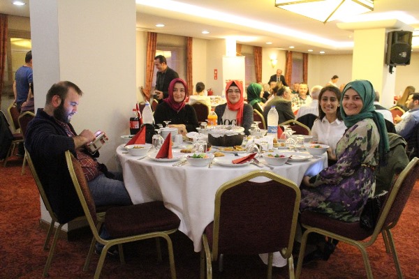 Trabzon'da turizmciler iftarda buluştu