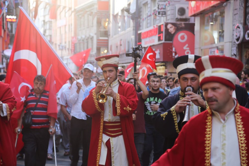 Trabzon'da Milli Birlik Yürüyüşü yapıldı