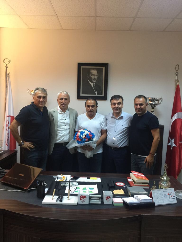 Trabzonspor yönetiminden Serdar Bali'ye ziyaret