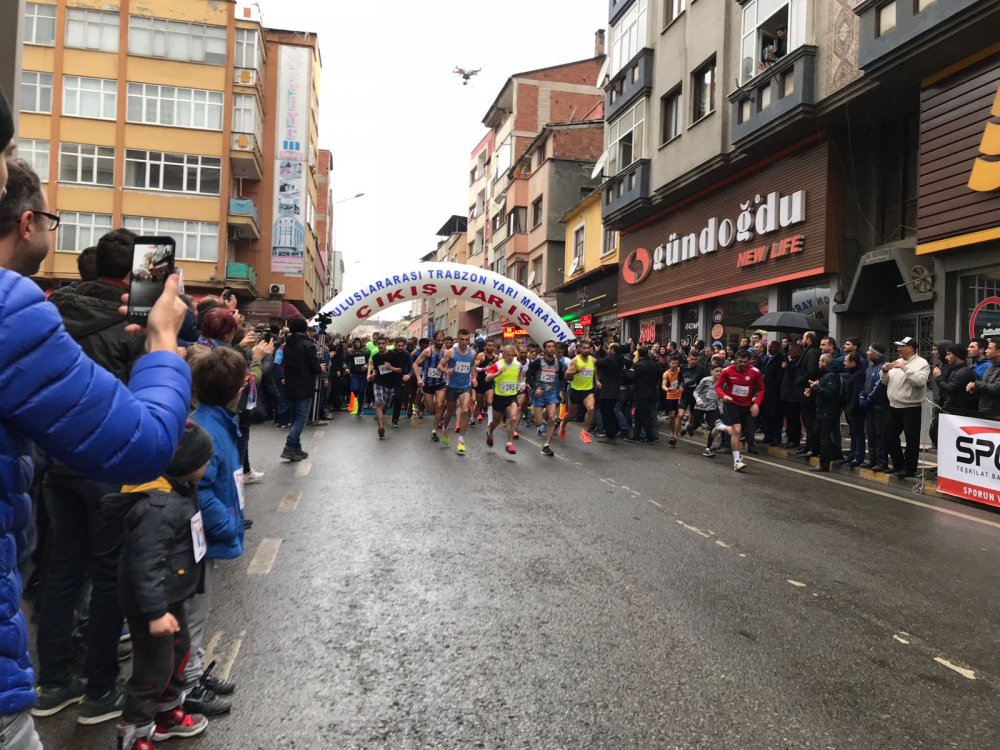 38’inci Uluslararası Trabzon Yarı Maratonu başladı