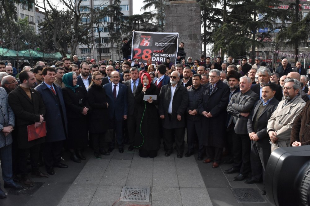 Trabzon'da 28 Şubat'ın yıldönümünde sergi açıldı