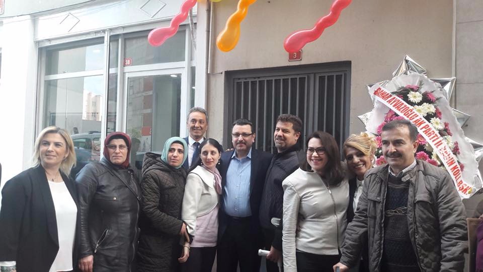 Trabzon'da örnek kafe hizmete açıldı