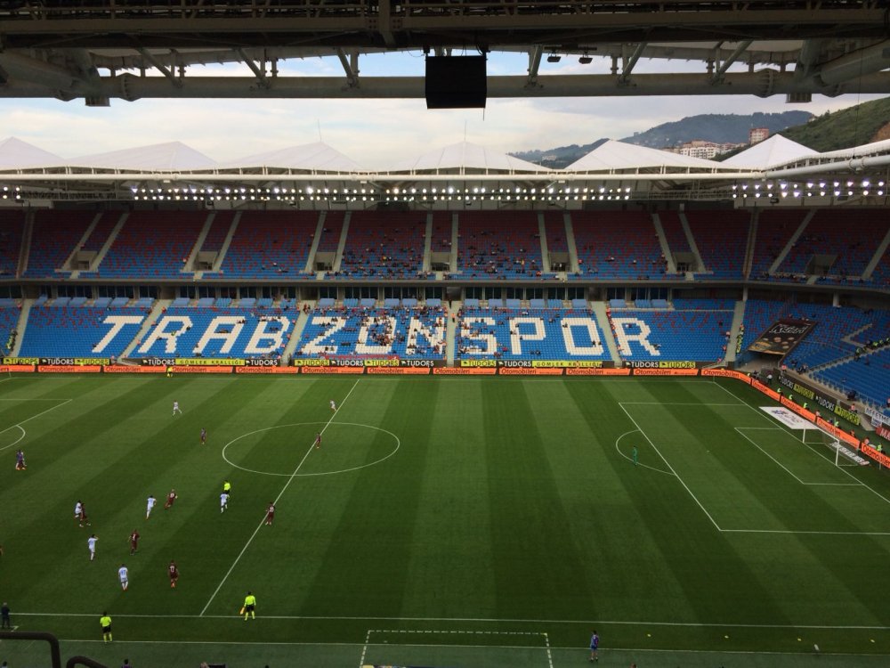 Trabzonspor Karabükspor maçına taraftar ilgi göstermedi