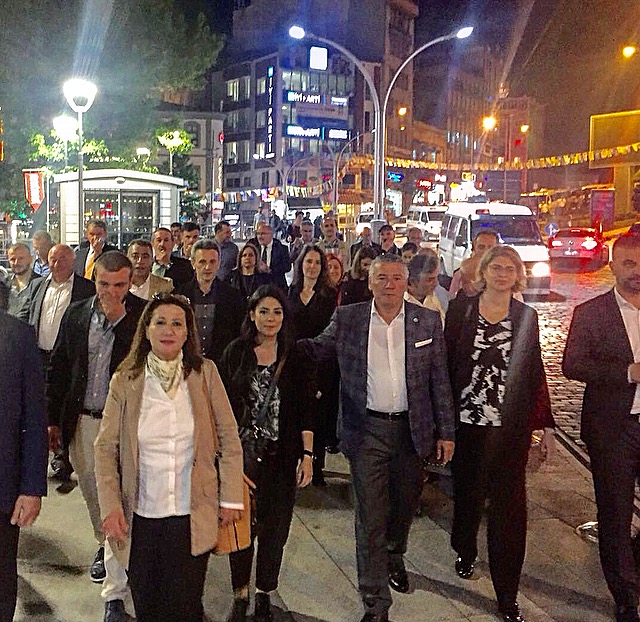İYİ Parti Trabzon Milletvekili Adayı Hüseyin Örs'e büyük ilgi