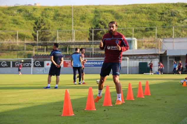 Trabzonsporlu oyuncunun dikkat çeken görüntüsü