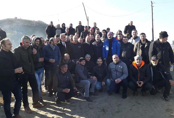Trabzon'da olta balıkçılarından anlamlı organizasyon