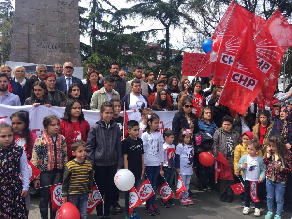 CHP'den Trabzon'da 23 Nisan Yürüyüşü