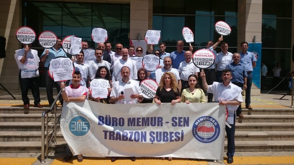 Trabzon’da adliye personelinden Yargı Reformu Paketi’ne tepki