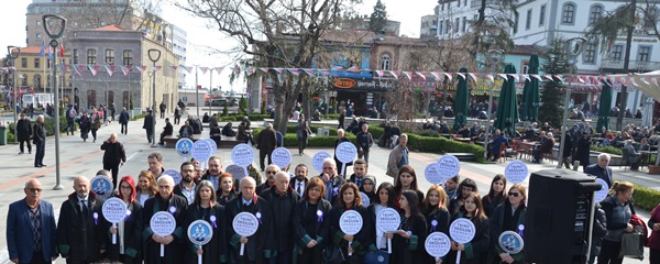 Trabzon Baroru kadın hakları için sokağa çıktı