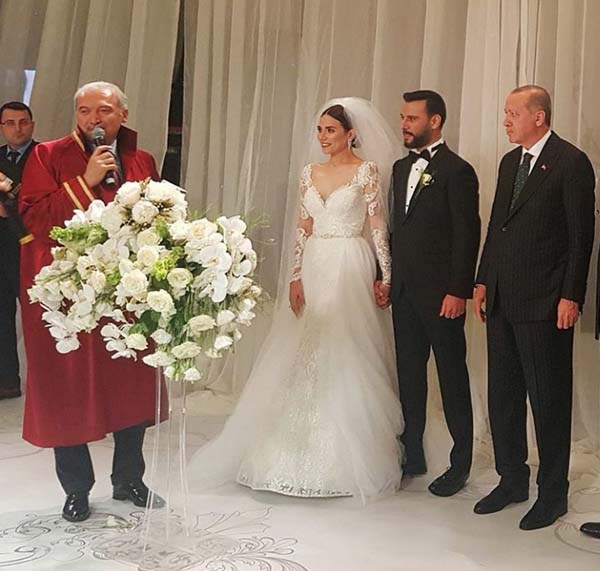 Alişan ve Buse Varol evlendi! 