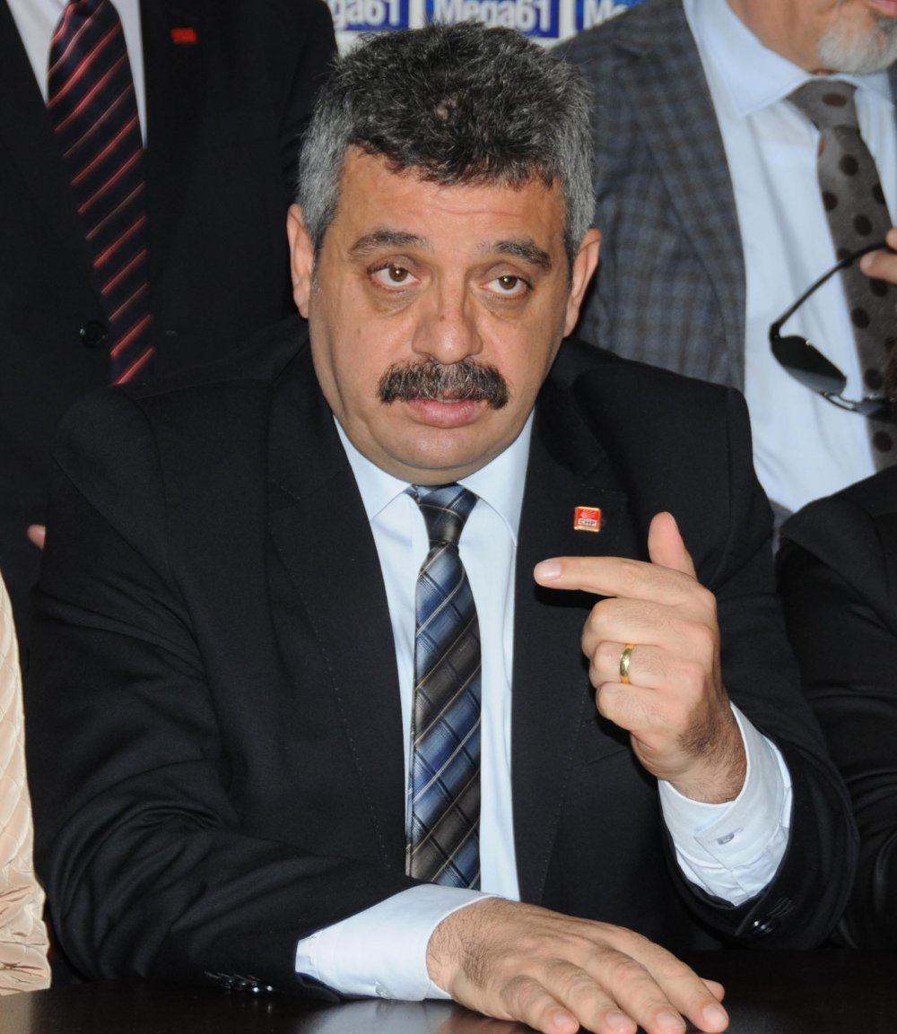 Yavuz Karan kimdir? CHP PM üyesi Yavuz Karan hayatını kaybetti