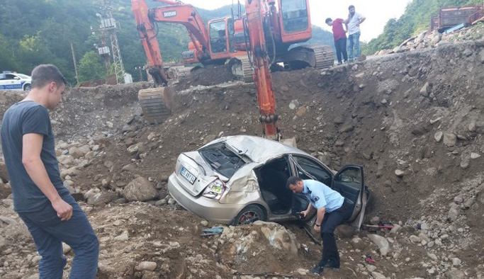 Trabzon Dernekpazarı'nda feci kaza: 6 yaralı