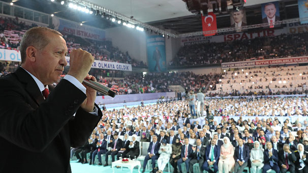 AK Parti'nin 6. Olağan Kongresi başladı