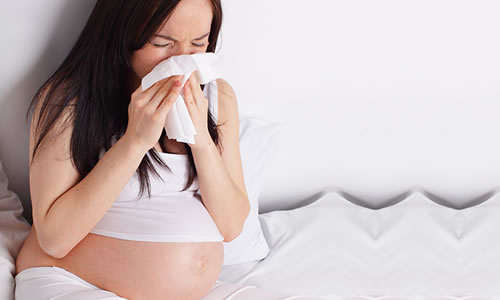 Grip, anne karnındaki bebeğin de sağlığını bozuyor