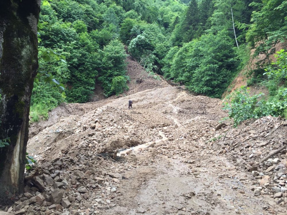 Trabzon'da Heyelanlar alanlarda çalışma başladı