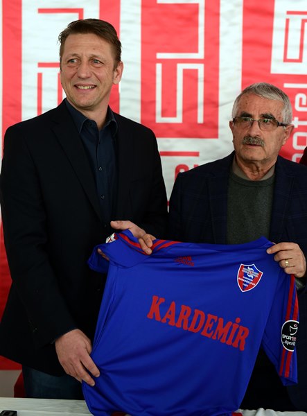 Kardemir Karabükspor yeni hocasını buldu